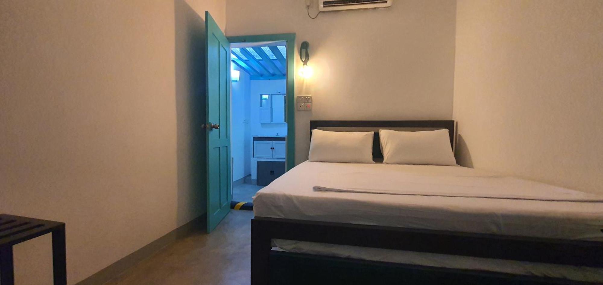 Hello Airport Hotel, Katunayaka Экстерьер фото
